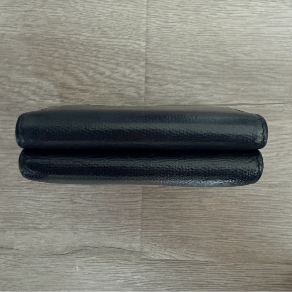 CHANEL COCO Button or COCO Mark Tri Fold Wallet - Picture 7 of 12